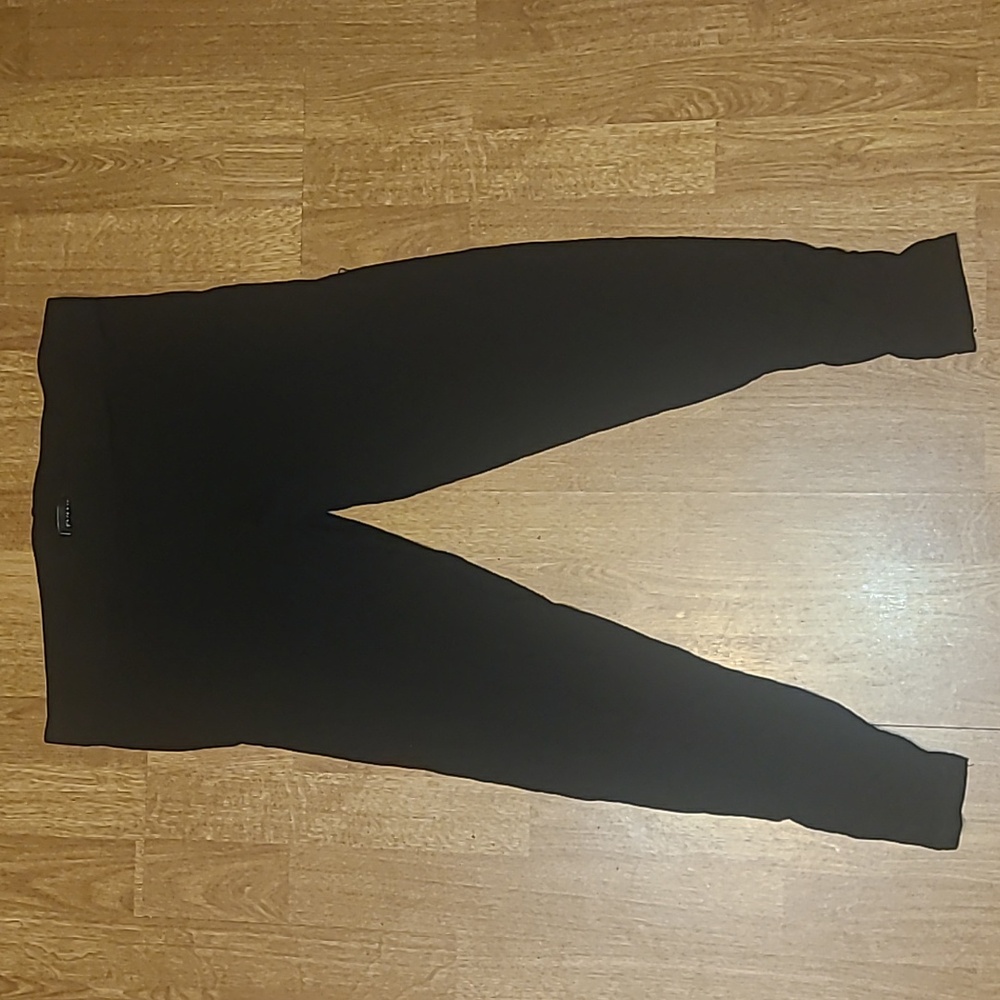 Cropped leggings by city chic